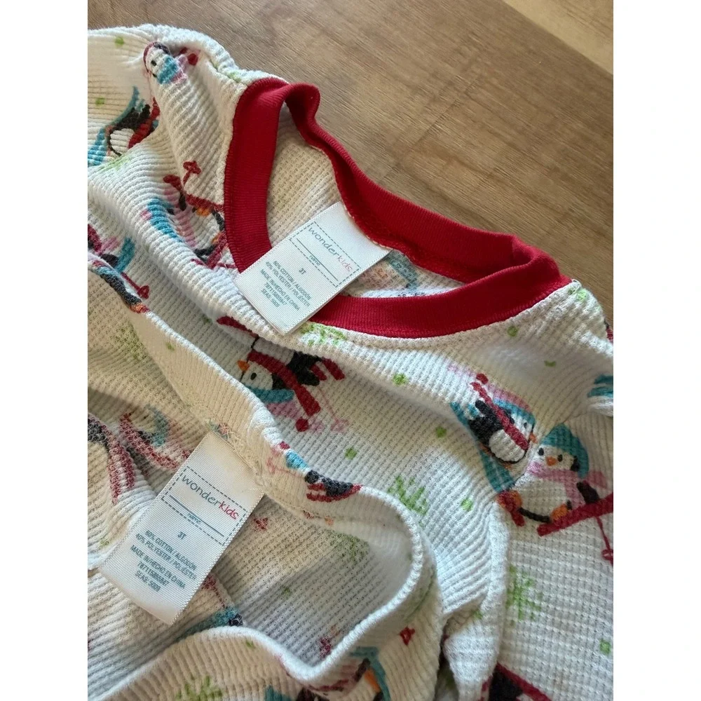 Wonder Kids 3T Pajama Set Waffle Knit Thermal Skiing Penguin White Red Winter